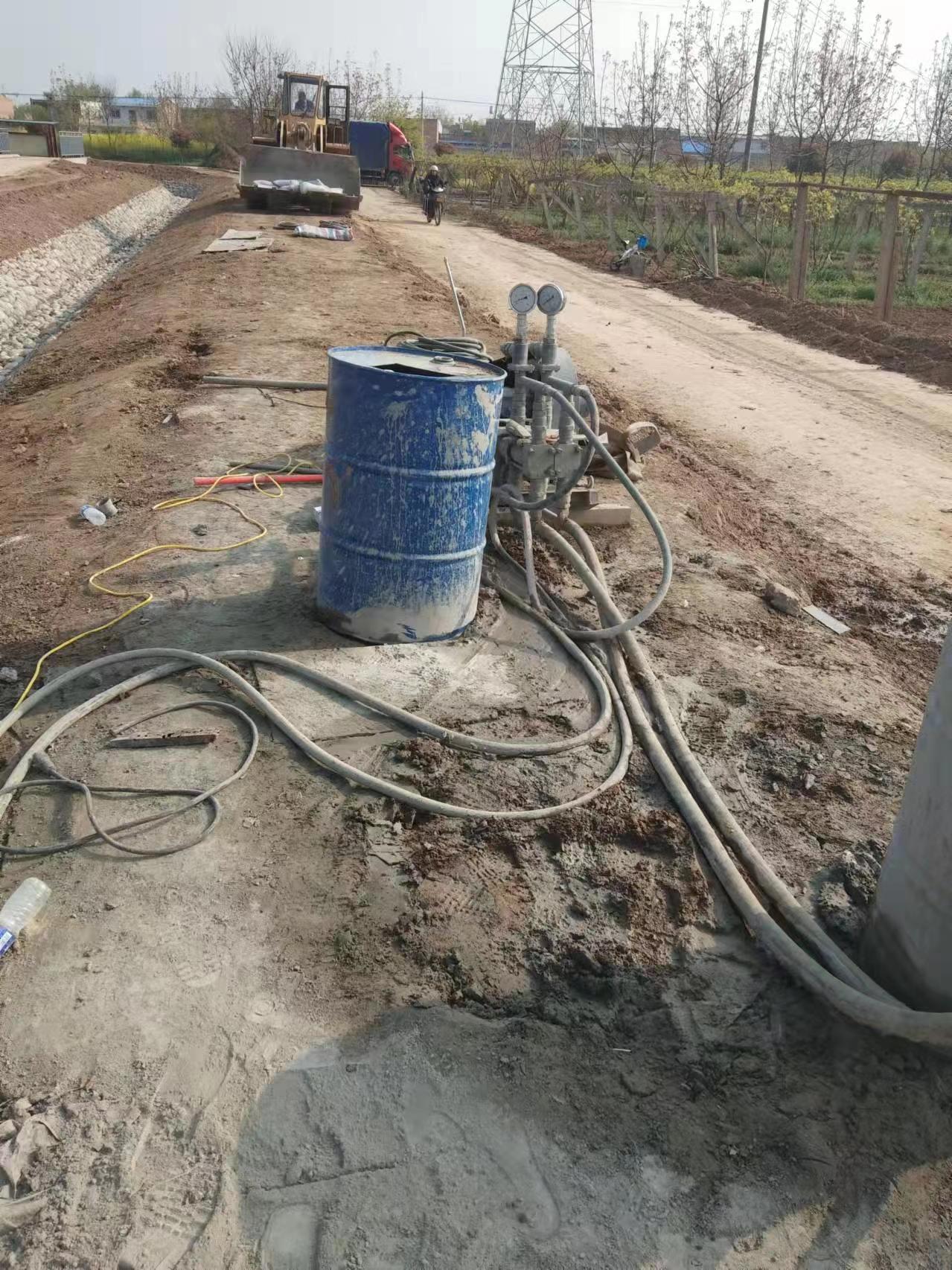 塔什库尔干顶管注浆