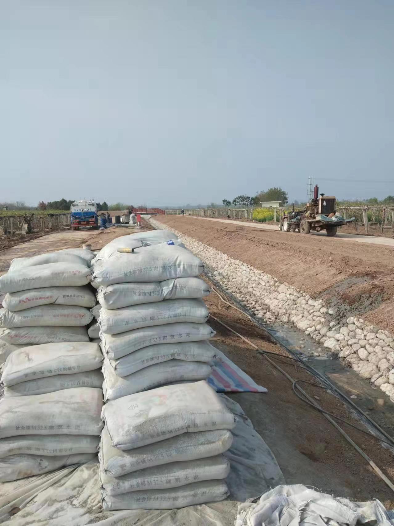 塔什库尔干小导管注浆